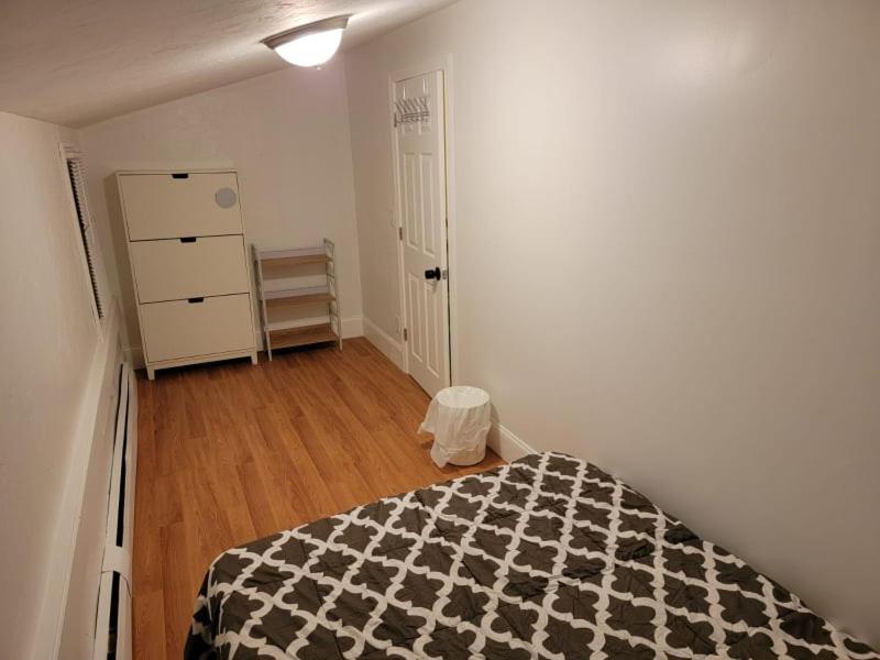 Alloggio in famiglia 182 Bedrooms Near Fenway & Dowtown